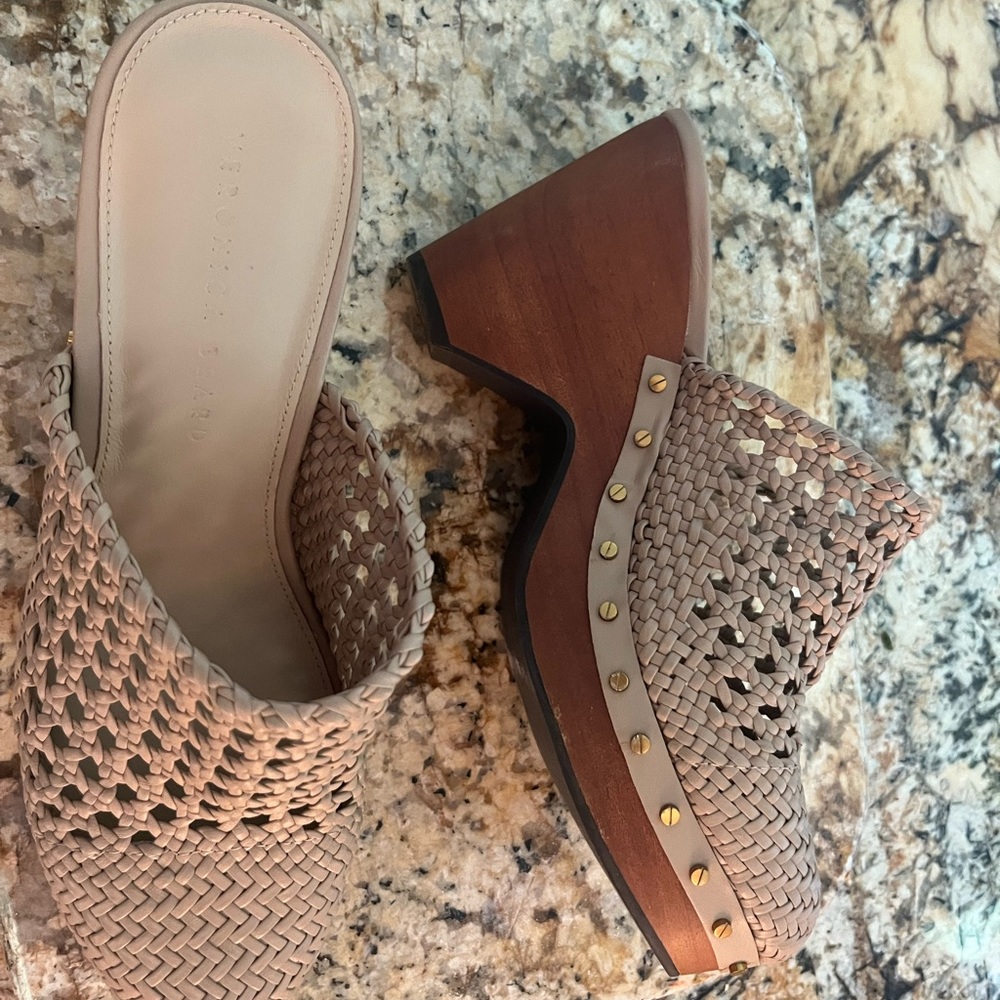 Veronica Beard Leather Hardie Clog sold out online - Picture 5 of 6